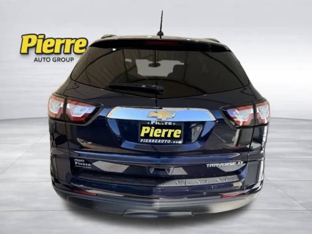 Used 2016 Chevrolet Traverse LT SUV