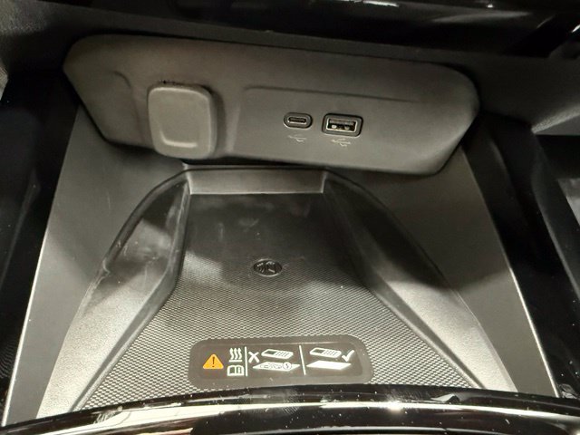 2026 Chevrolet Trax RS - Photo 36