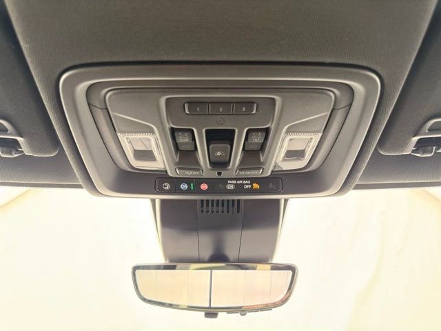 2024 Chevrolet Silverado 1500 ZR2 - Photo 36