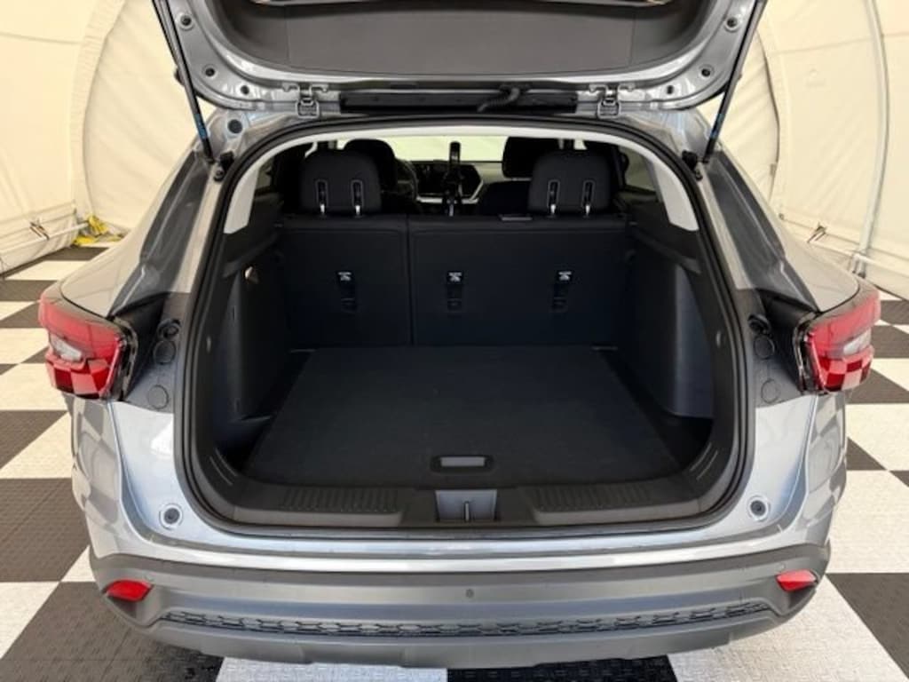 New 2026 Chevrolet Trax LS SUV