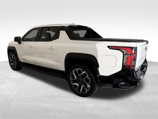 Used 2024 Chevrolet Silverado EV RST with VIN 1GC40ZEL2RU302341 for sale in Seattle, WA