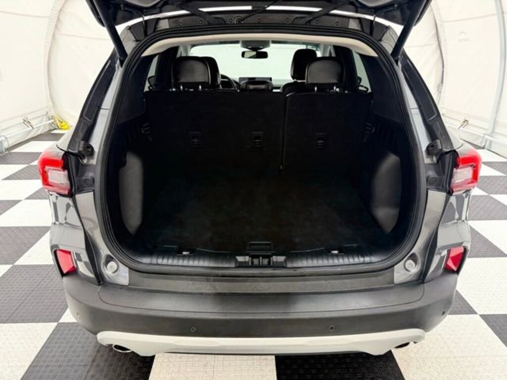 Used 2023 Ford Escape Platinum