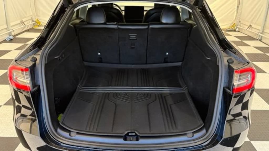 Used 2024 Tesla Model Y Long Range