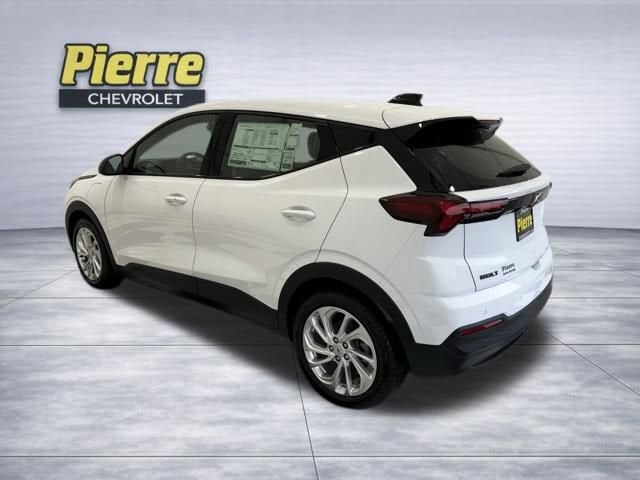 2027 Chevrolet Bolt EV LT Auto's photo