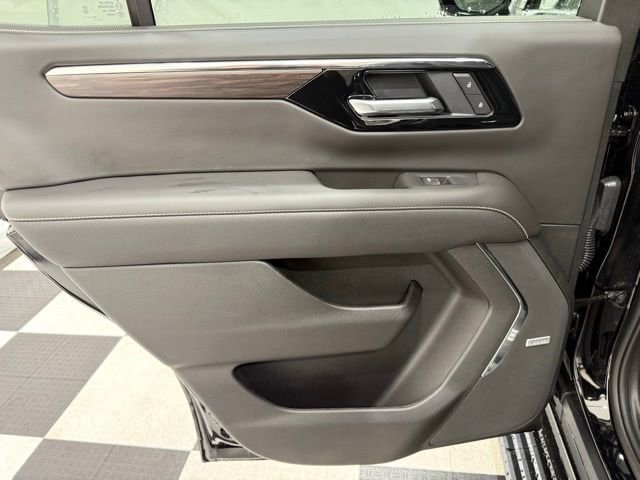 2026 Chevrolet Tahoe Premier - Photo 22