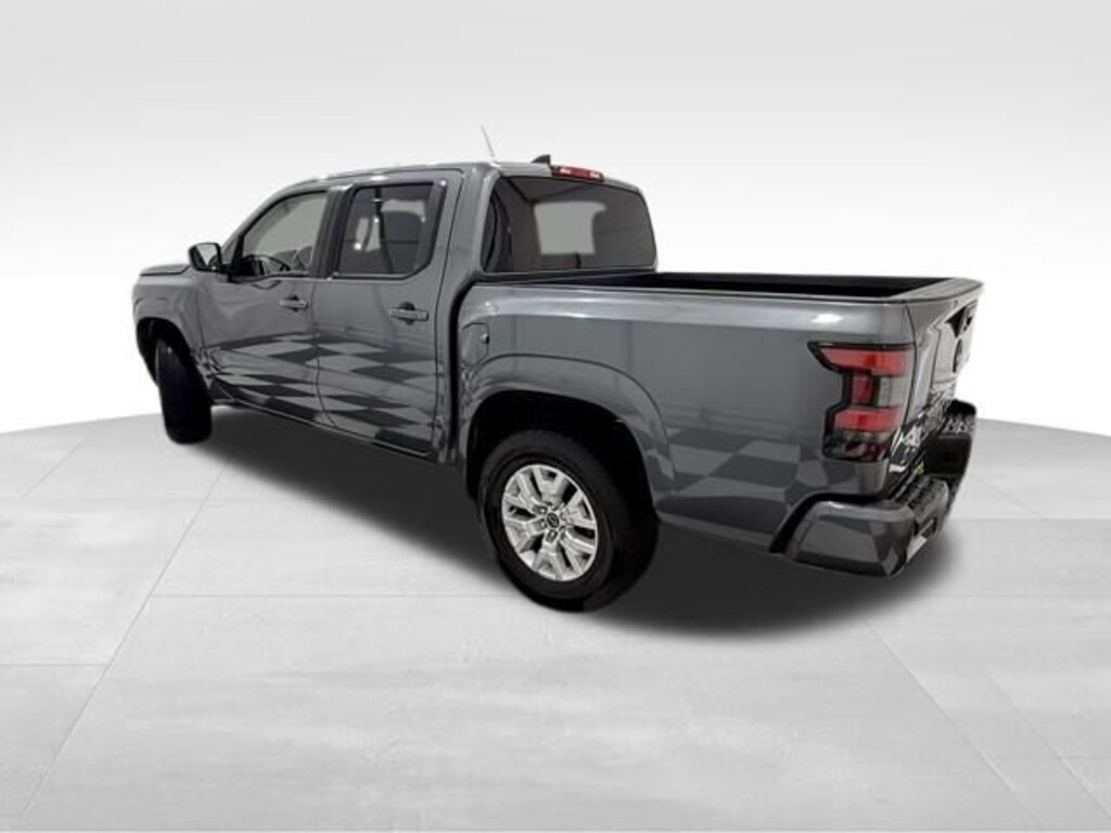 Used 2023 Nissan Frontier SV