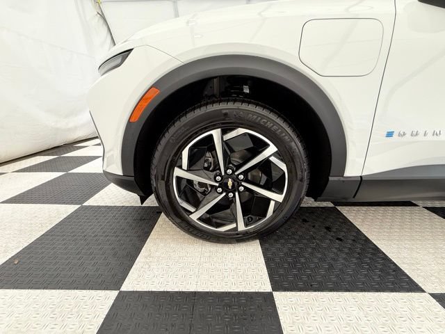 2026 Chevrolet Equinox EV 2LT - Photo 10