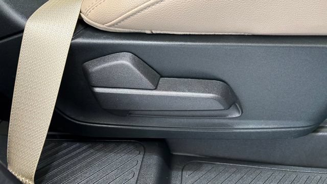 2021 Ford Explorer Limited - Photo 29