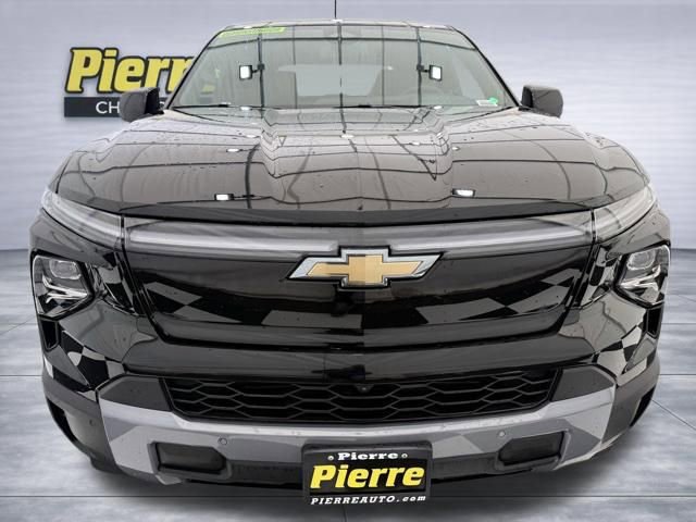 2026 Chevrolet Silverado EV LT - Photo 9