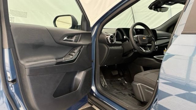 2026 Chevrolet Equinox LT - Photo 31