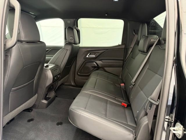 2026 Chevrolet Silverado EV LT - Photo 19
