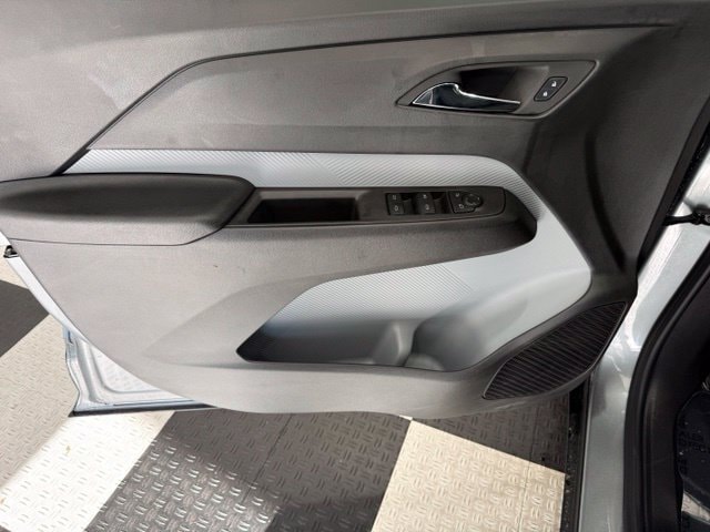2027 Chevrolet Bolt LT - Photo 23