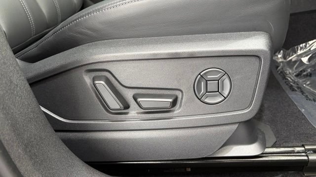 2025 Audi Q5 Premium Plus - Photo 23