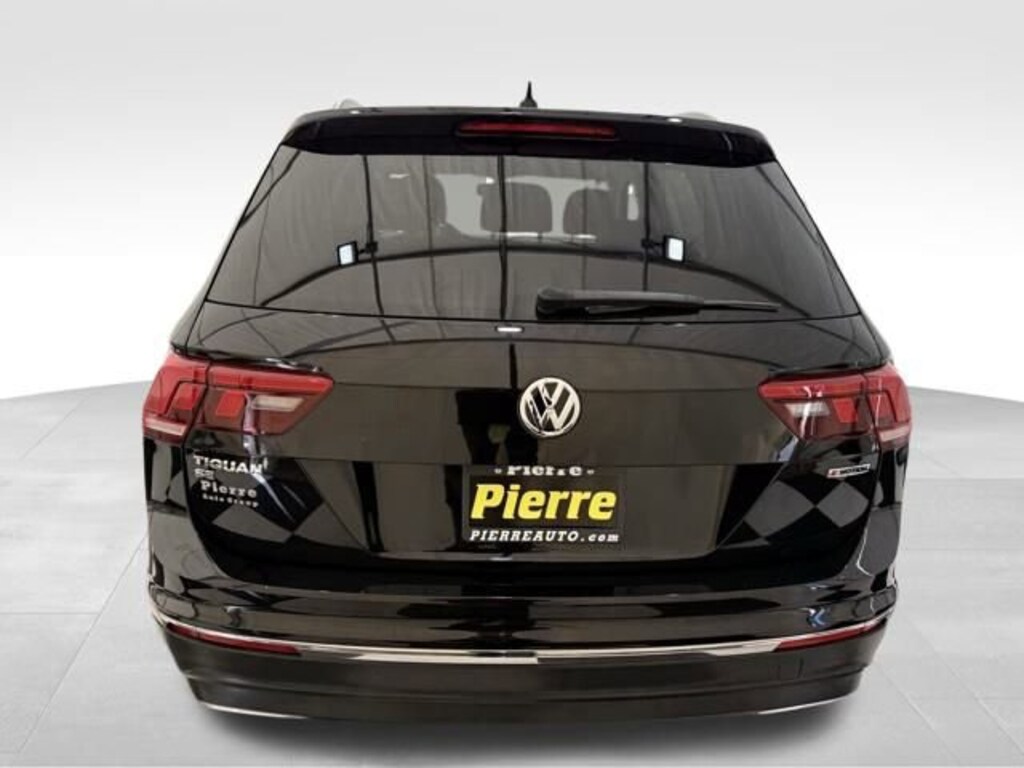 Used 2021 Volkswagen Tiguan SE