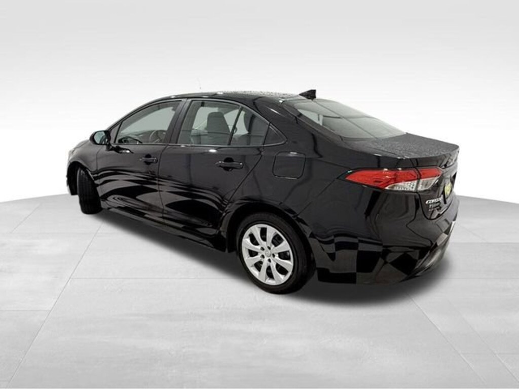 Used 2024 Toyota Corolla LE