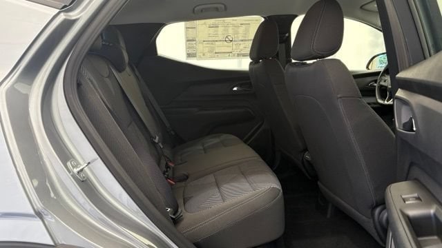 2027 Chevrolet Bolt LT - Photo 25