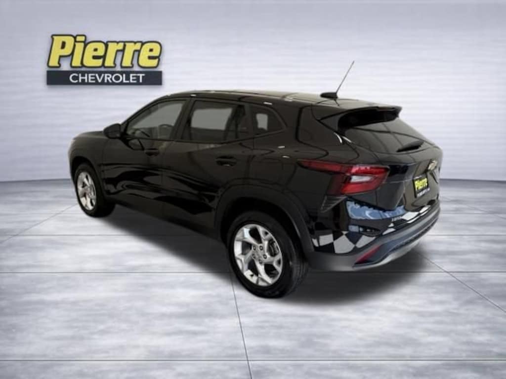 New 2026 Chevrolet Trax LS SUV