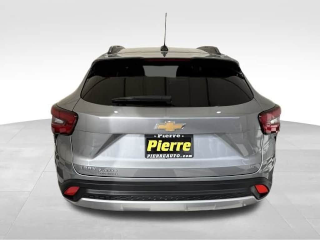 Used 2025 Chevrolet Trax LT SUV