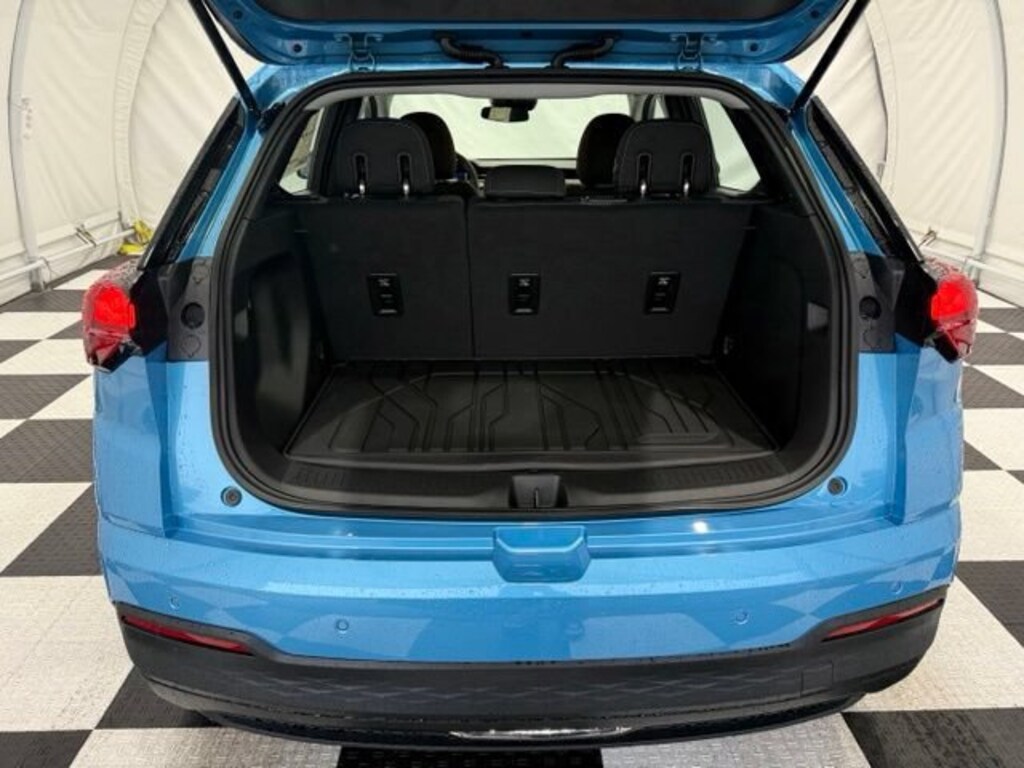 New 2027 Chevrolet Bolt LT SUV
