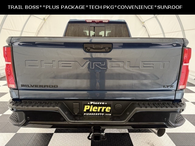 2026 Chevrolet Silverado 2500HD LTZ photo 2