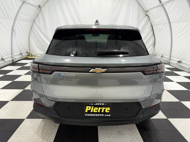 2026 Chevrolet Equinox EV 1LT photo 3