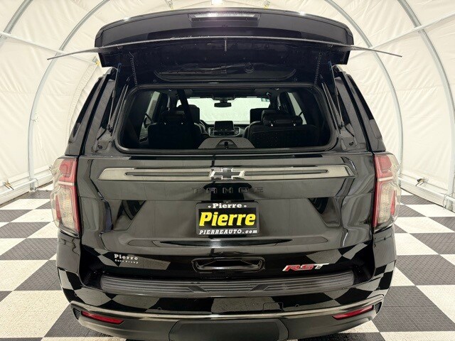 2021 Chevrolet Tahoe RST photo 3