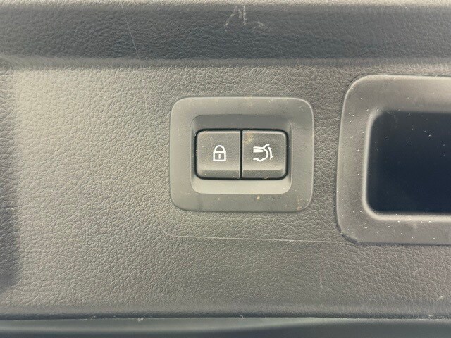 2025 Mazda CX-50 2.5 S Preferred photo 3