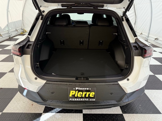 2026 Chevrolet Equinox EV 1LT photo 4