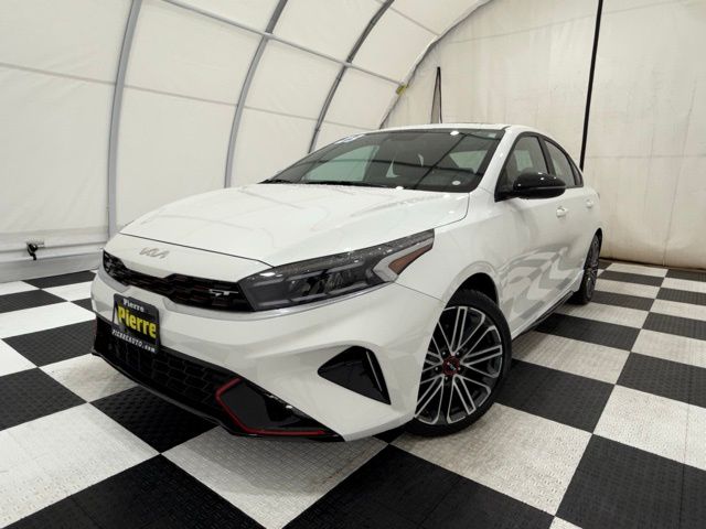 2023 Kia Forte GT's photo