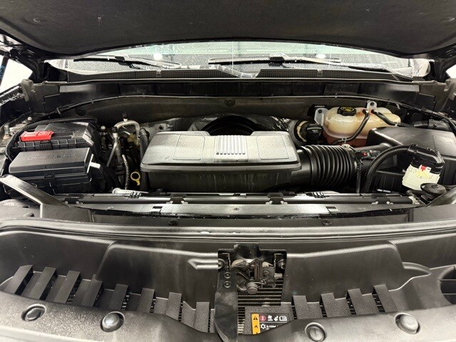 2023 Chevrolet Tahoe LT photo 3