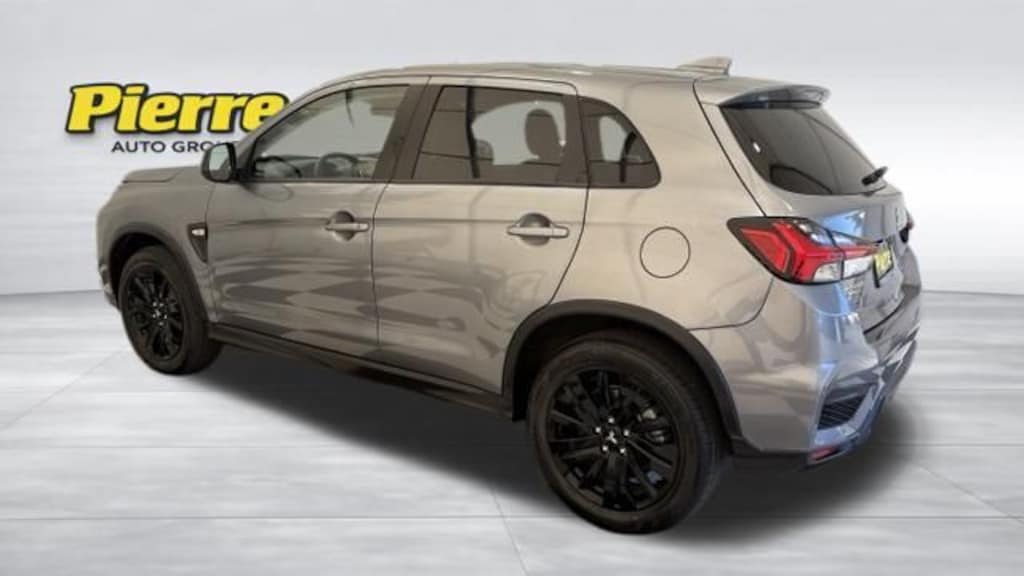 Used 2026 Mitsubishi Outlander Sport 2.0 ES SUV