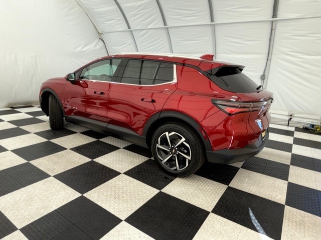 2026 Chevrolet Equinox EV 1LT photo 2