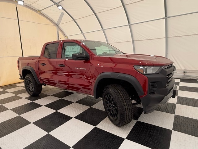 2026 Chevrolet Colorado Trail Boss photo 2
