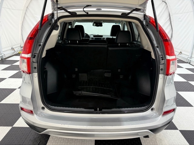 2016 Honda CR-V Touring photo 4