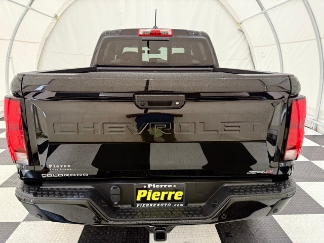 2026 Chevrolet Colorado ZR2 photo 3