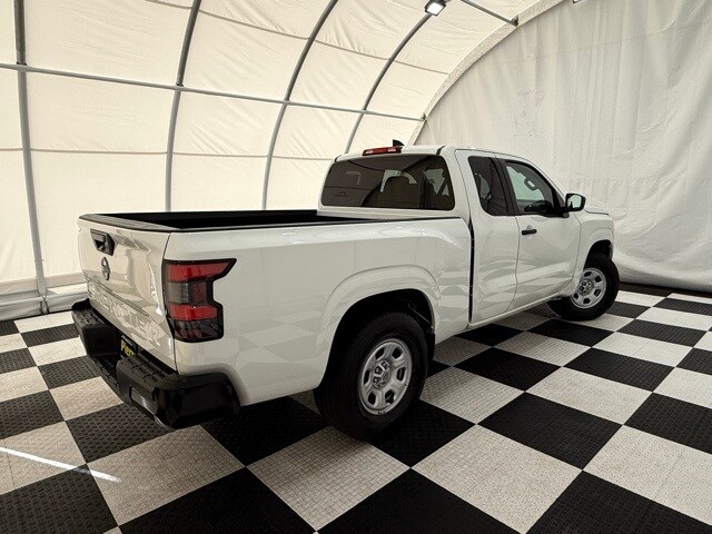2024 Nissan Frontier S photo 4
