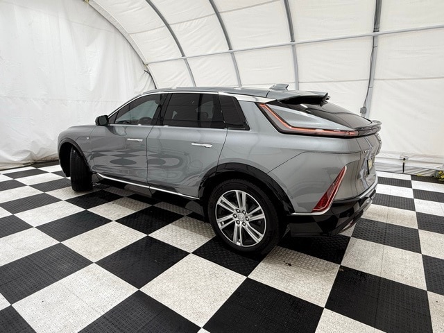 2024 Cadillac Lyriq Tech photo 2