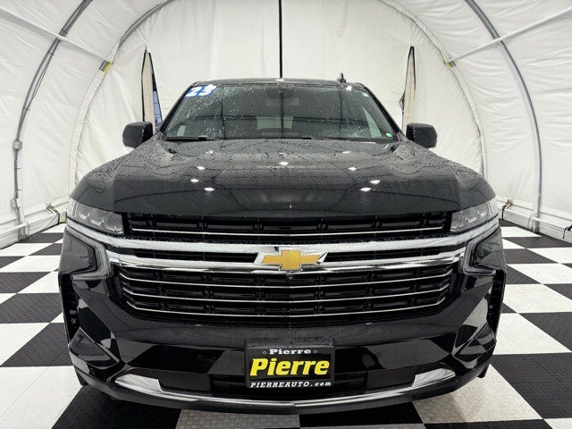 2023 Chevrolet Tahoe LT photo 2