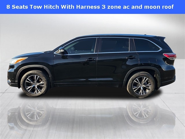 2016 Toyota Highlander XLE photo 3
