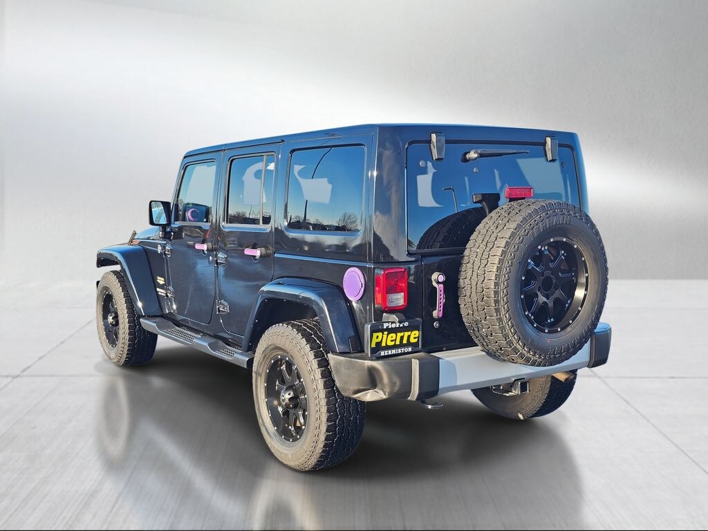 Used 2015 Jeep Wrangler Unlimited Sahara SUV