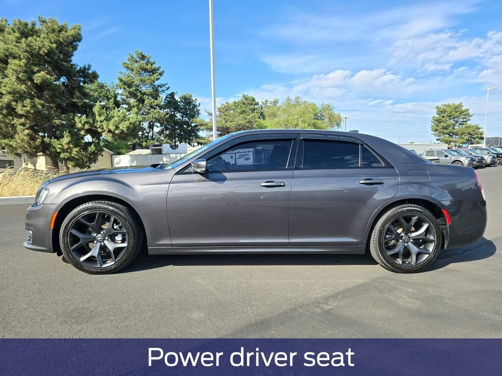 Used 2022 Chrysler 300 Touring Sedan