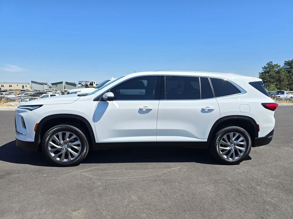 Used 2025 Buick Enclave Preferred SUV
