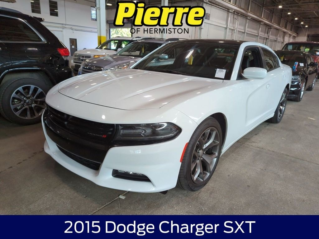 Used 2015 Dodge Charger SXT Sedan