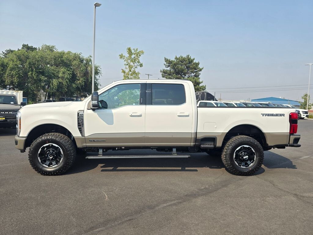 New 2026 Ford F-250 King Ranch Truck Crew Cab