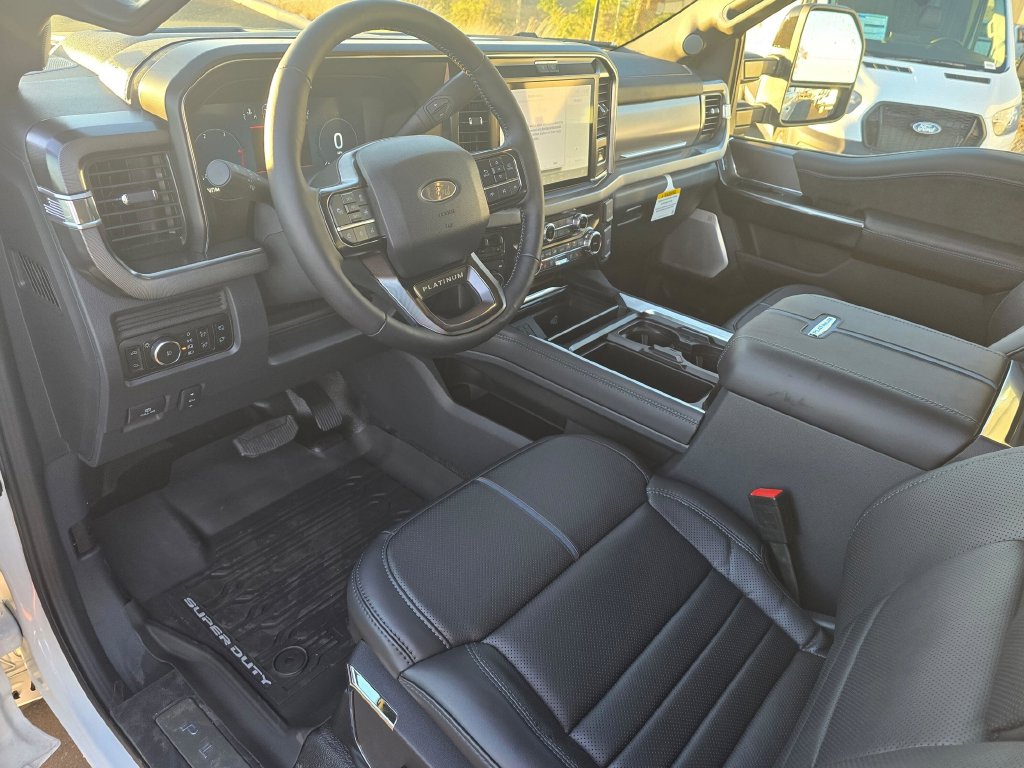 New 2027 Ford F-350 Platinum Truck Crew Cab