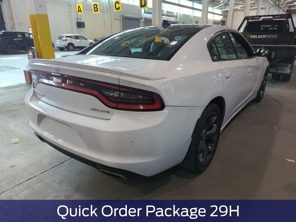 Used 2015 Dodge Charger SXT Sedan
