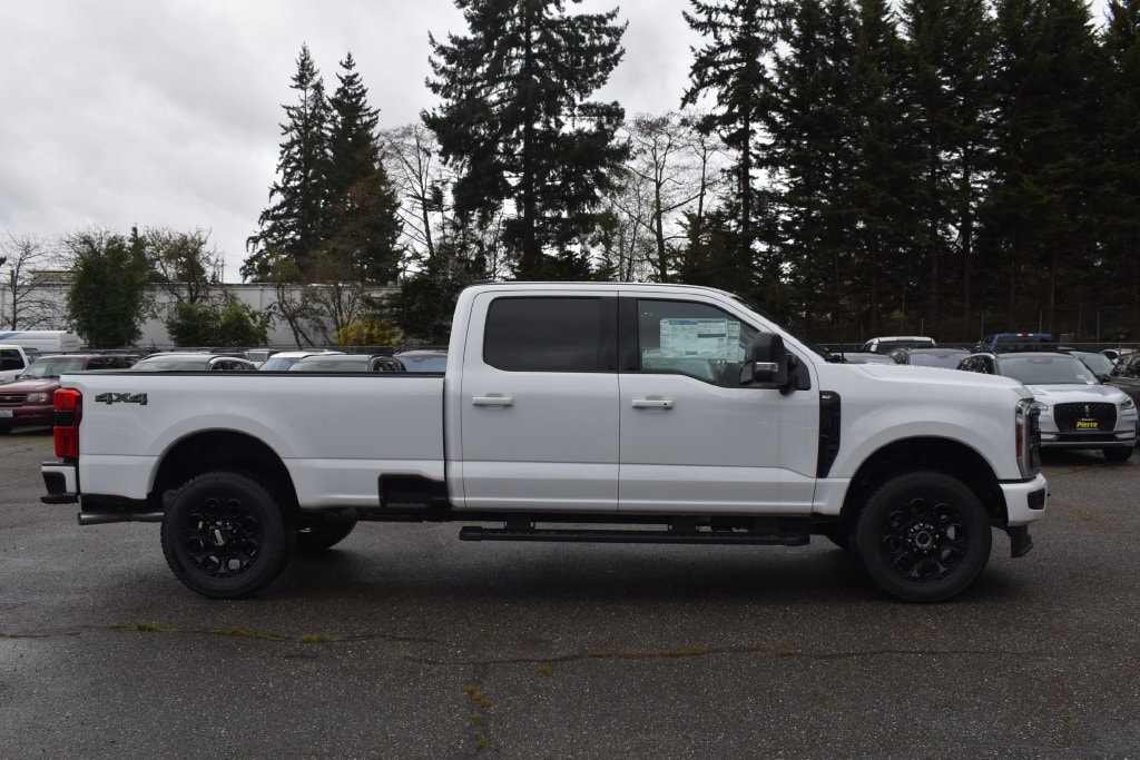 New 2026 Ford F-250 XLT Truck Crew Cab