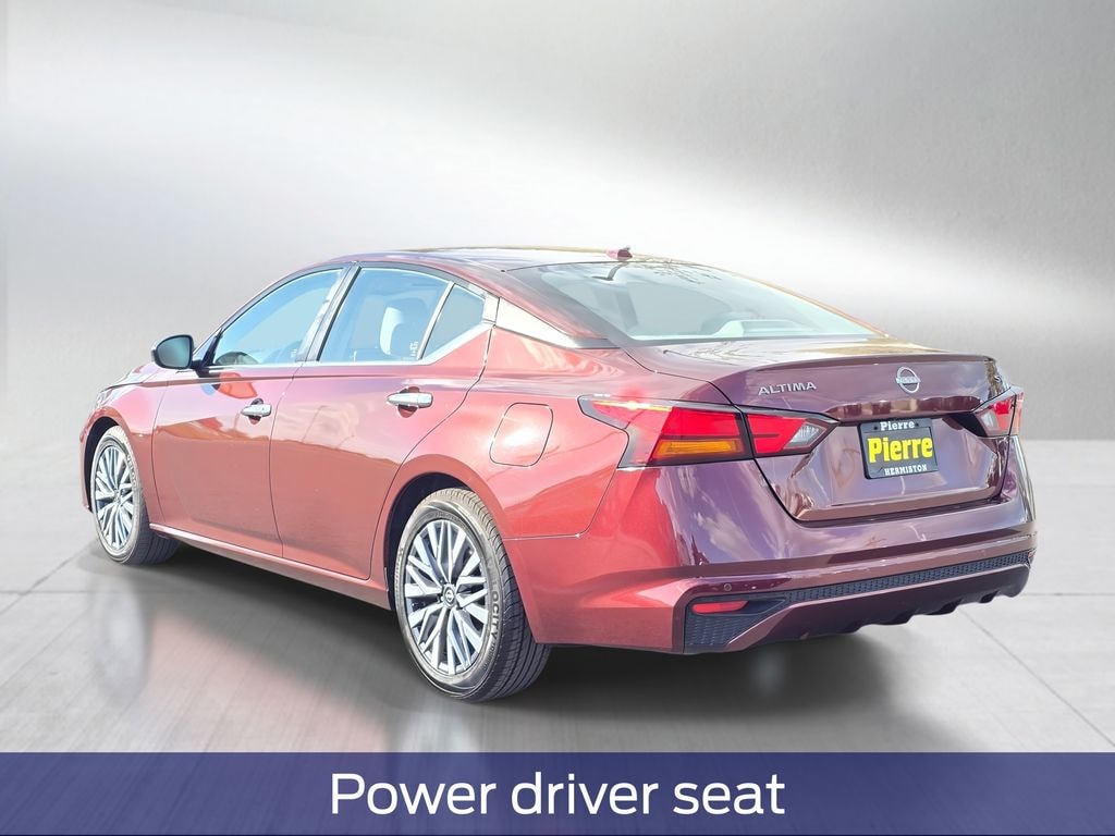 Used 2024 Nissan Altima 2.5 SV Sedan