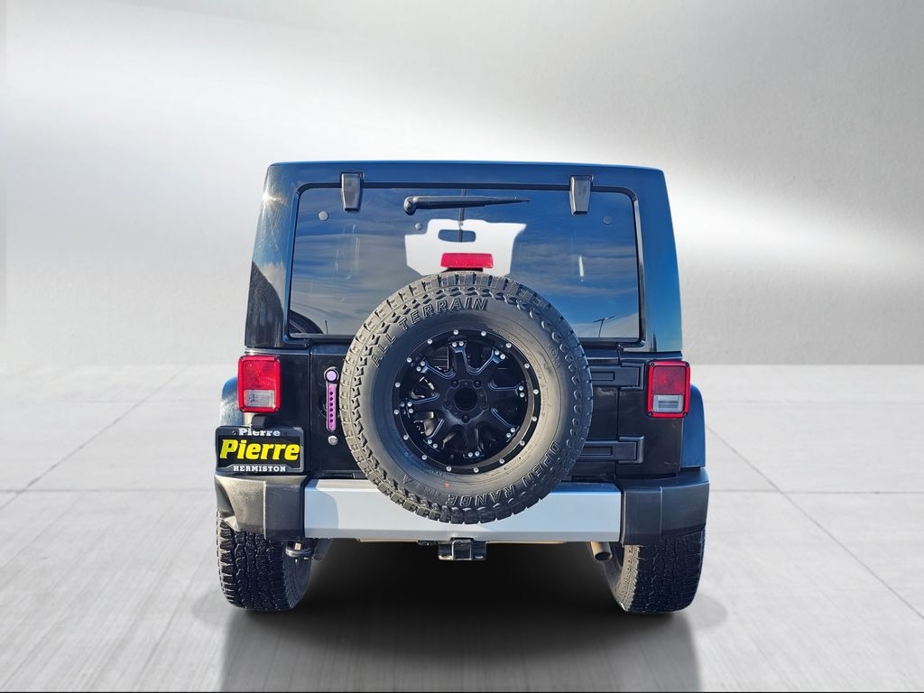 Used 2015 Jeep Wrangler Unlimited Sahara SUV