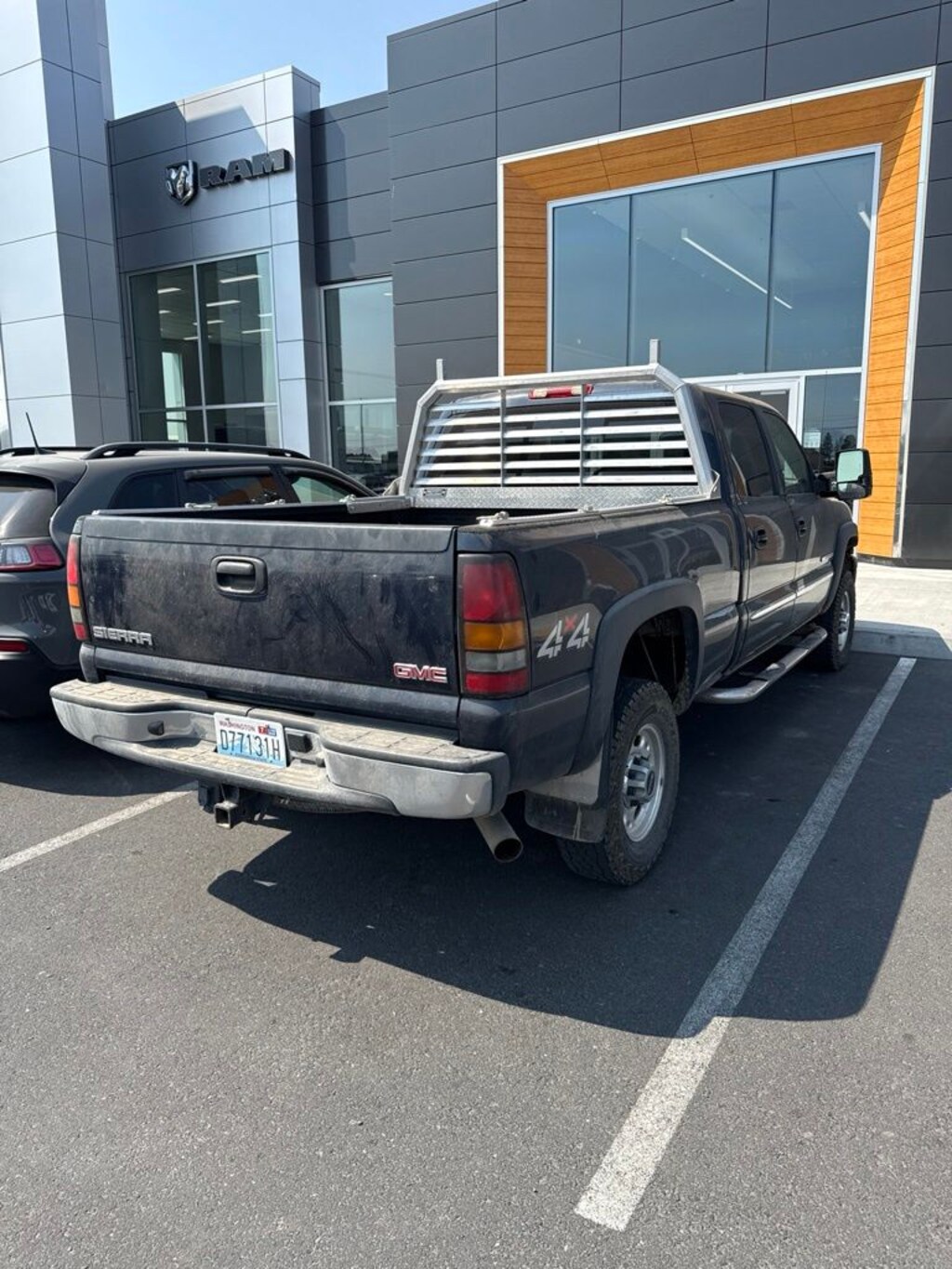 Used 2006 GMC Sierra 2500HD SLT Truck Crew Cab